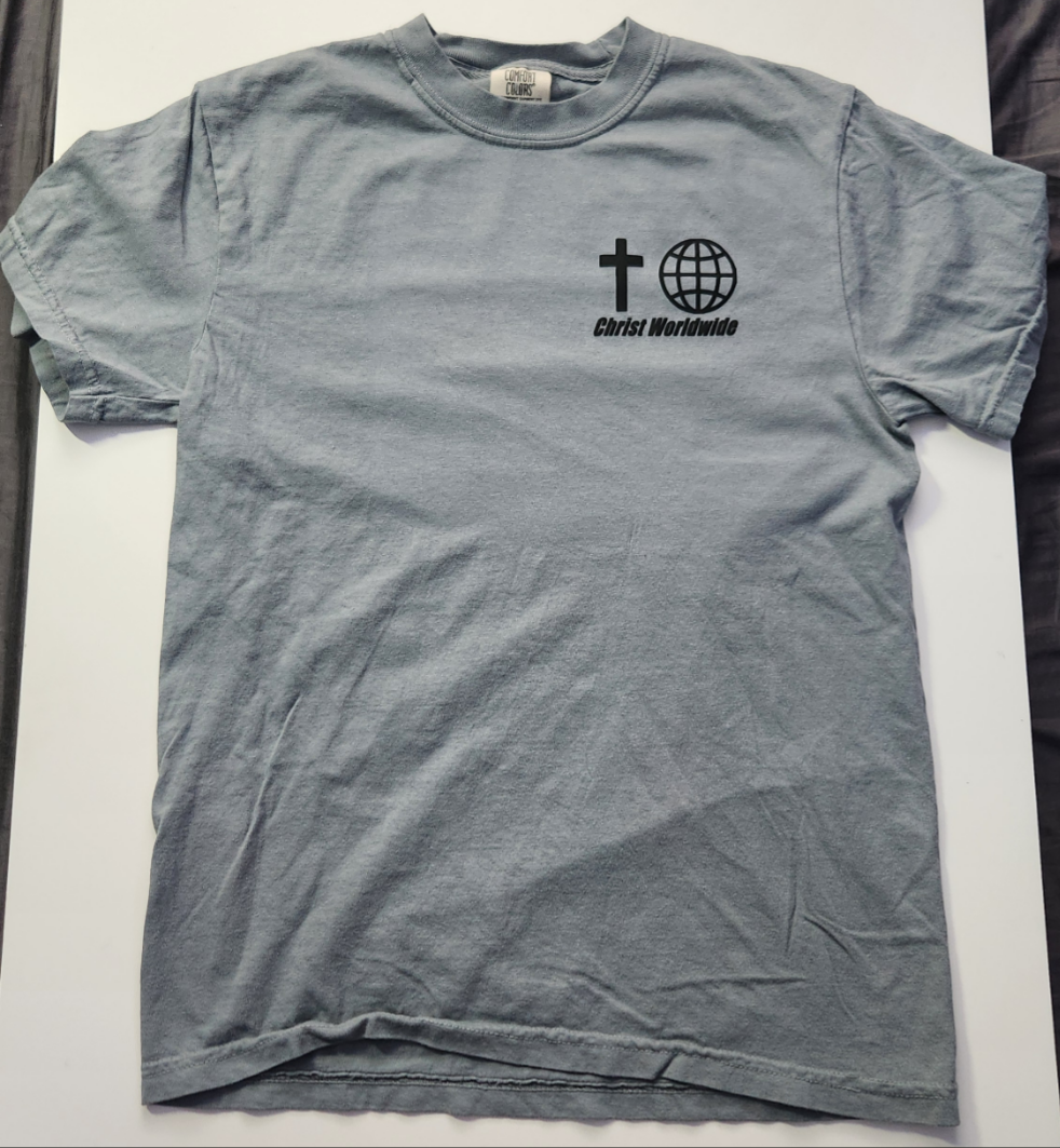 Jesus is King Graphic Tee